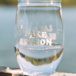 lake season wine glass